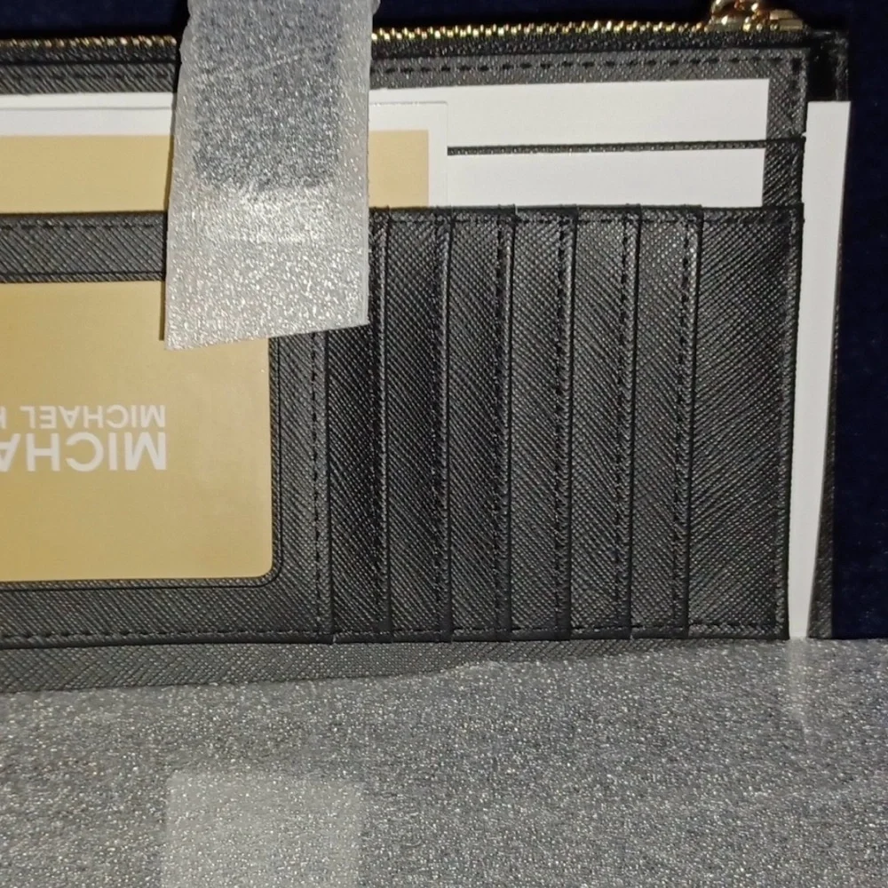 Michael Kors Double Zip Jet set Black Wristlet NWT